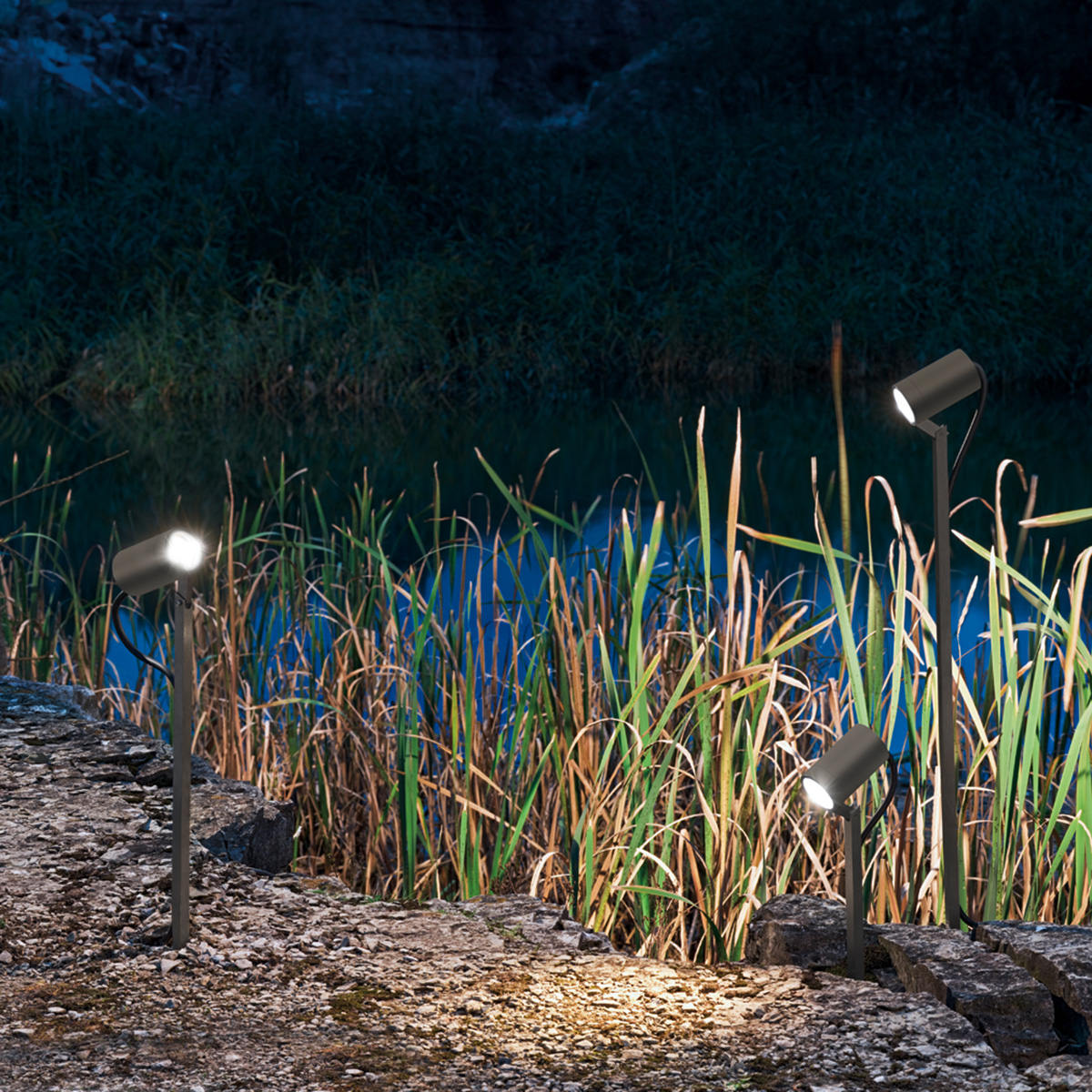 IP44.DE Piek 25, 50 und 100 LED Spießstrahler, anthrcite (anthrazit)