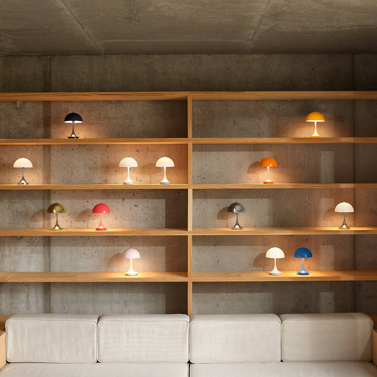 Louis Poulsen Panthella 160 Portable V3 LED Akkuleuchte, verschiedene Ausführungen – Design by Verner Panton