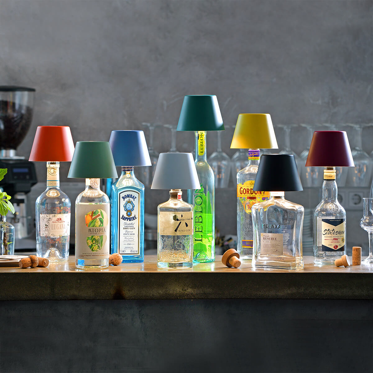 Sompex Top 2.0 RGB LED Akkuleuchte & Flaschenaufsatz, grau (Flasche nicht inbegriffen