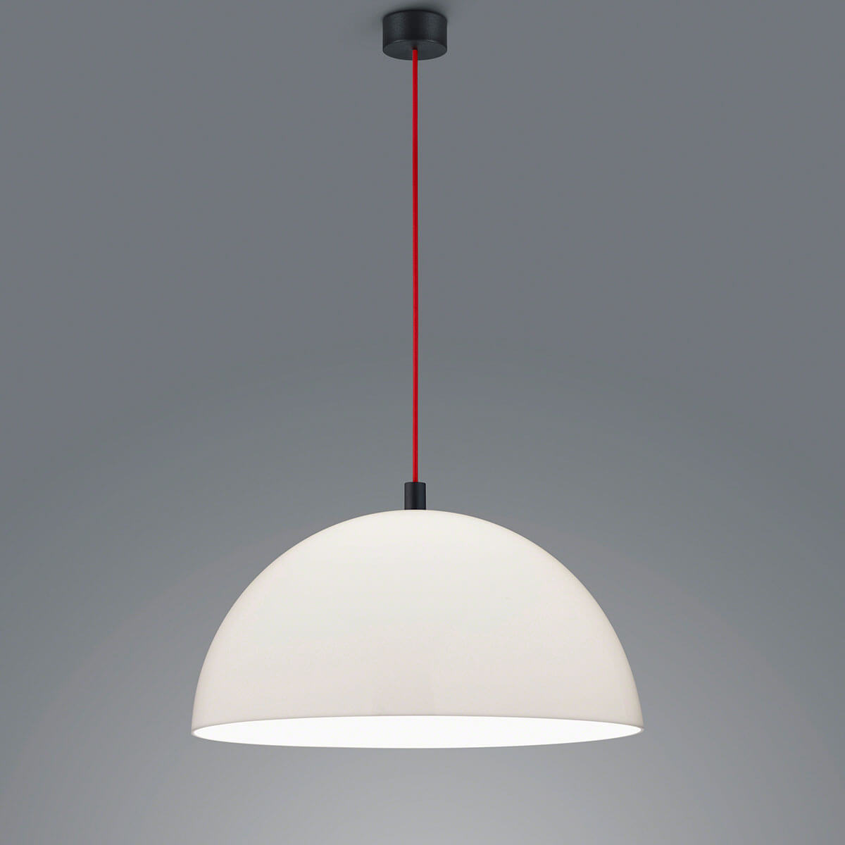 Helestra Doro Pendelleuchte, Ø: 50 cm, Kabel: rot, schwarz matt / Acrylglas weiß