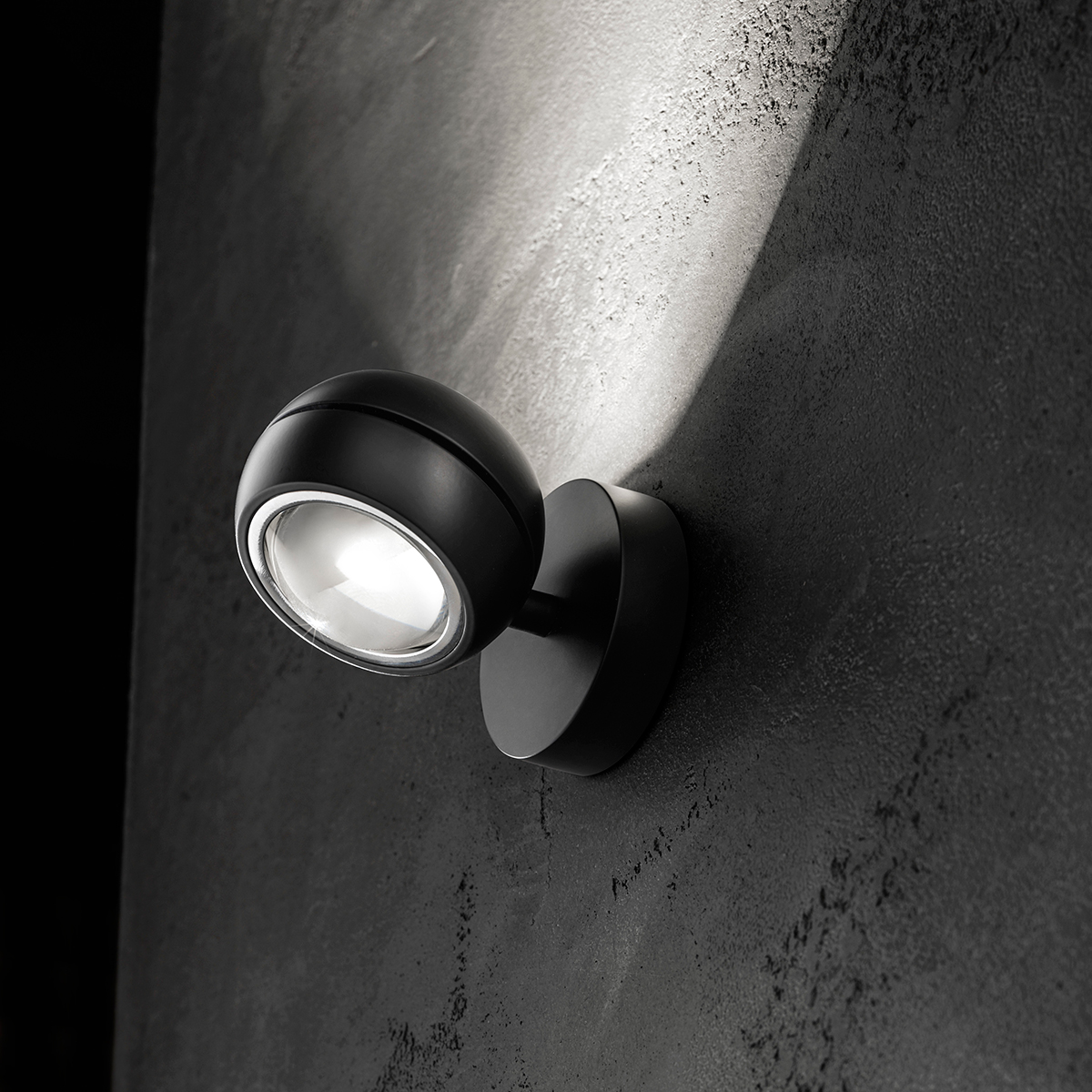 Lodes Nautilus Mini LED Wandleuchte, schwarz matt