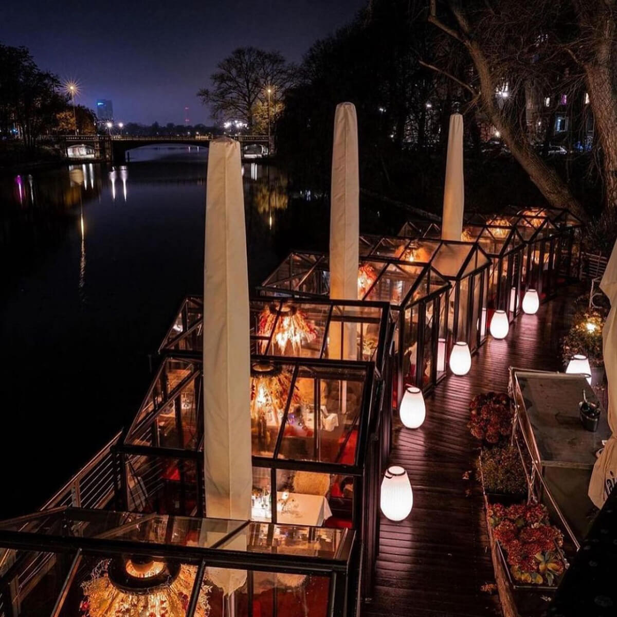 Joouls The Joouly LED Akkuleuchte, Bluetooth Lautsprecher & Weinkühler