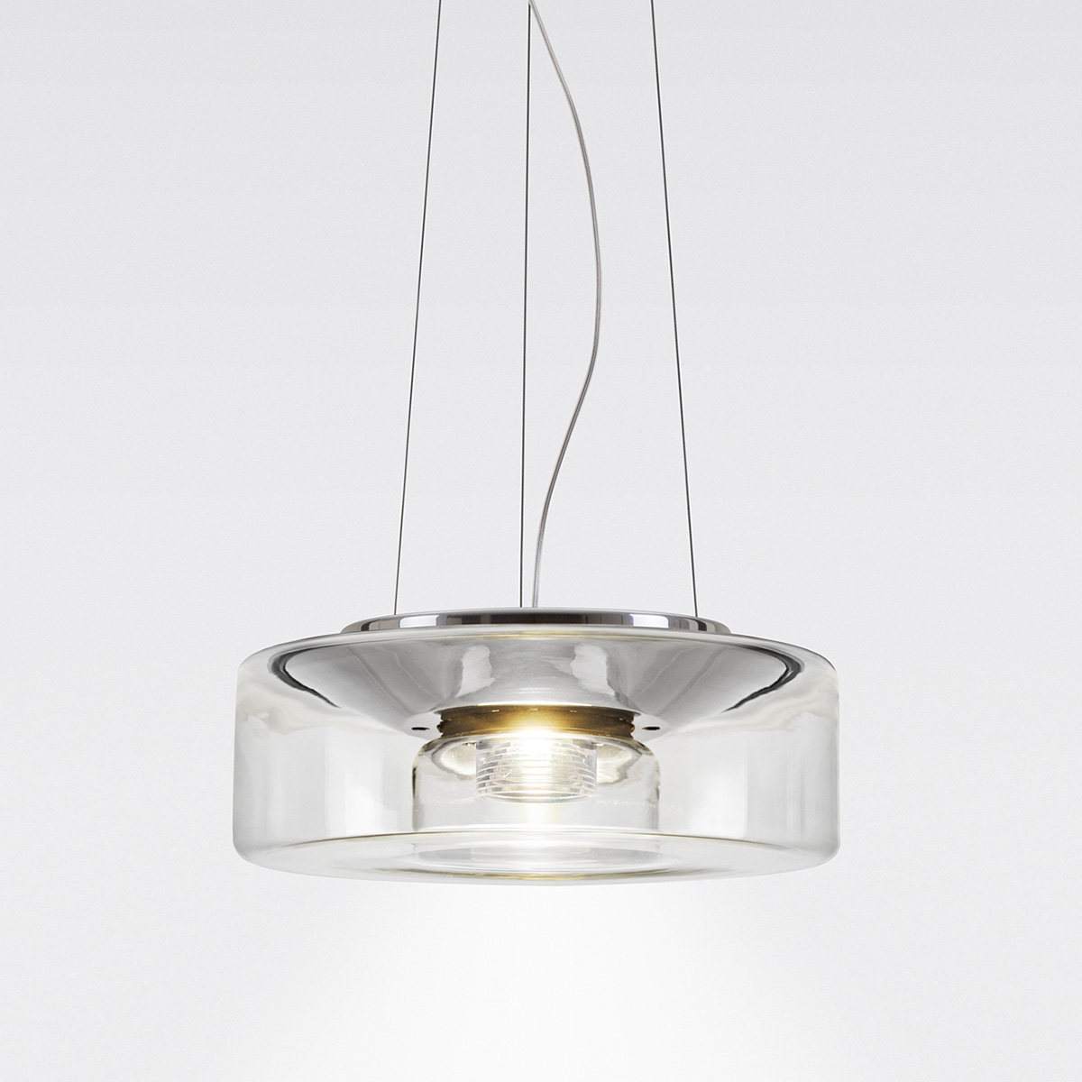 Serien.lighting Curling Suspension Rope L LED Pendelleuchte, Glas klar (©serien.lighting)
