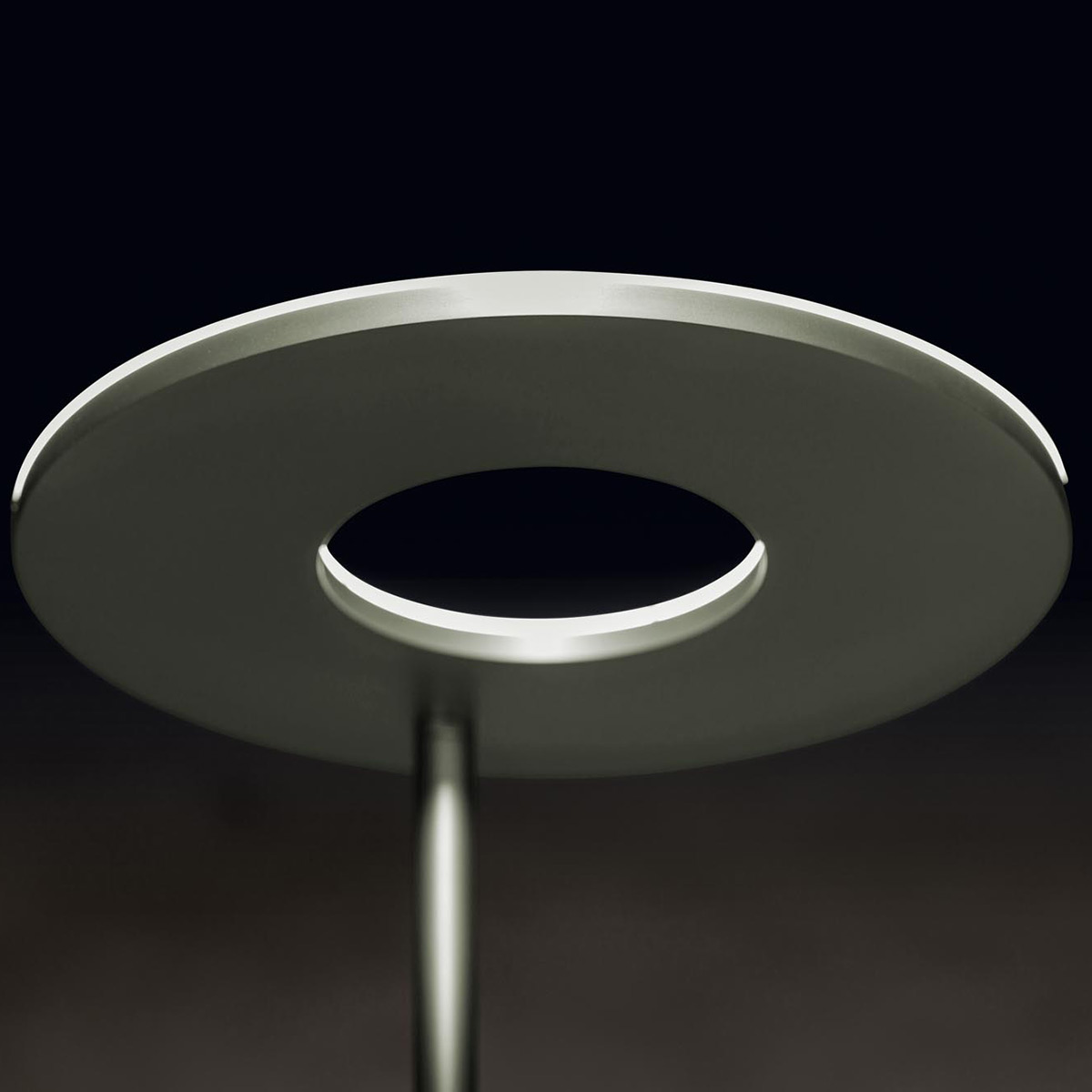 Nova Plano LED Deckenfluter mit Lesearm