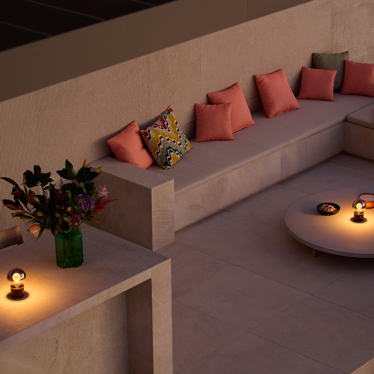 Occhio Luna pura LED Akkuleuchte, dark chrome