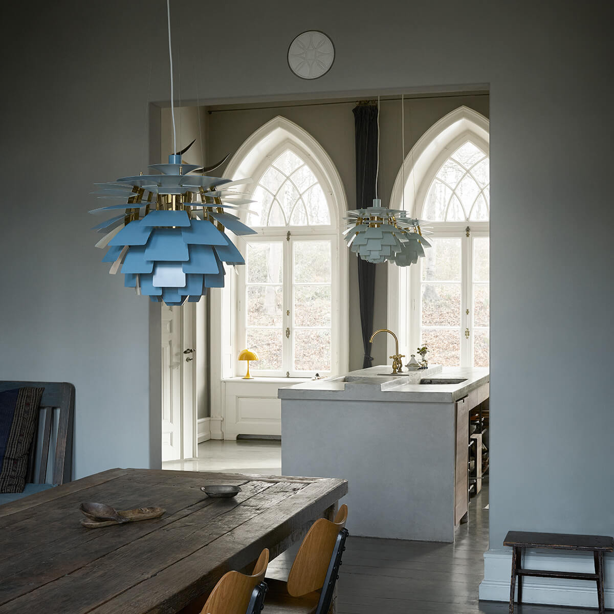 Louis Poulsen PH Artichoke 600 Pendelleuchte, Ø: 60 cm, Dusty blue / Messing