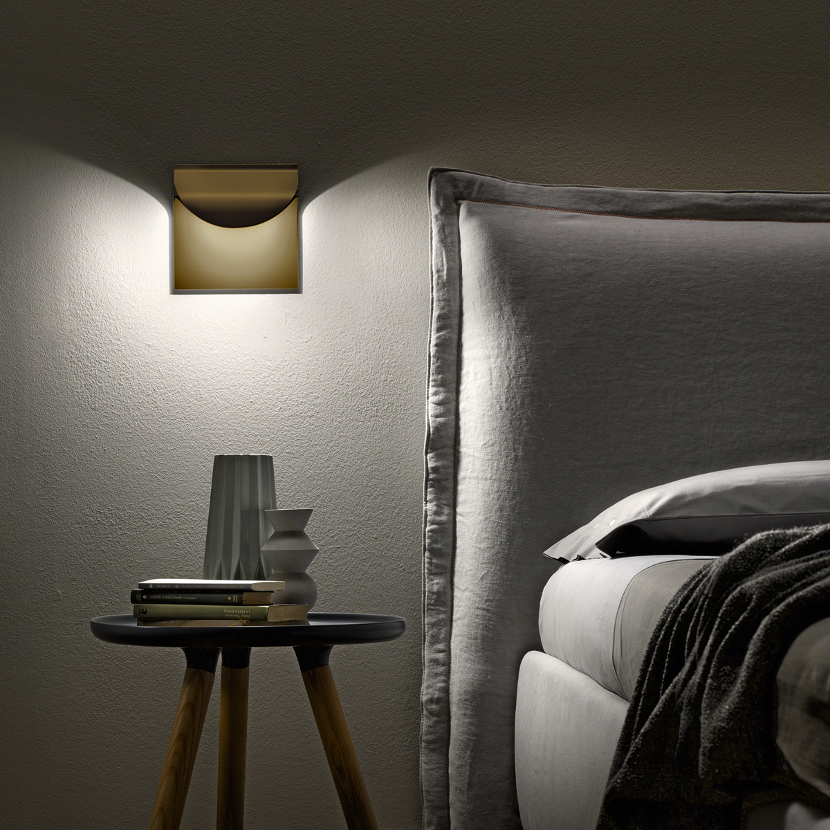 Cini & Nils Incontro Parete / Soffitto, mattgold