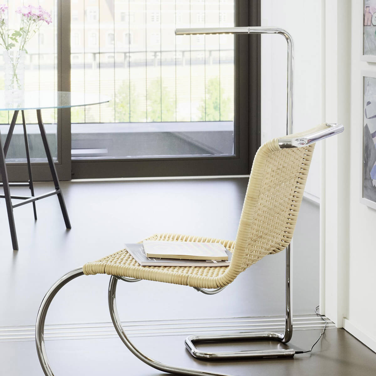 Tecnolumen Lum 125 LED Stehleuchte, Chrom