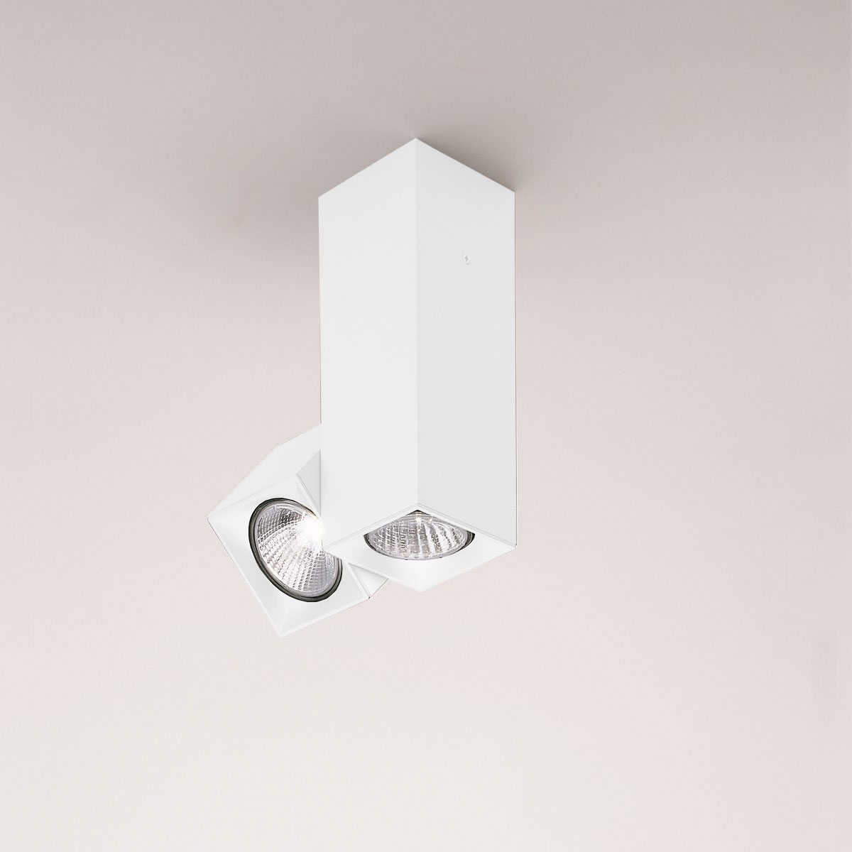 2-light, silk white