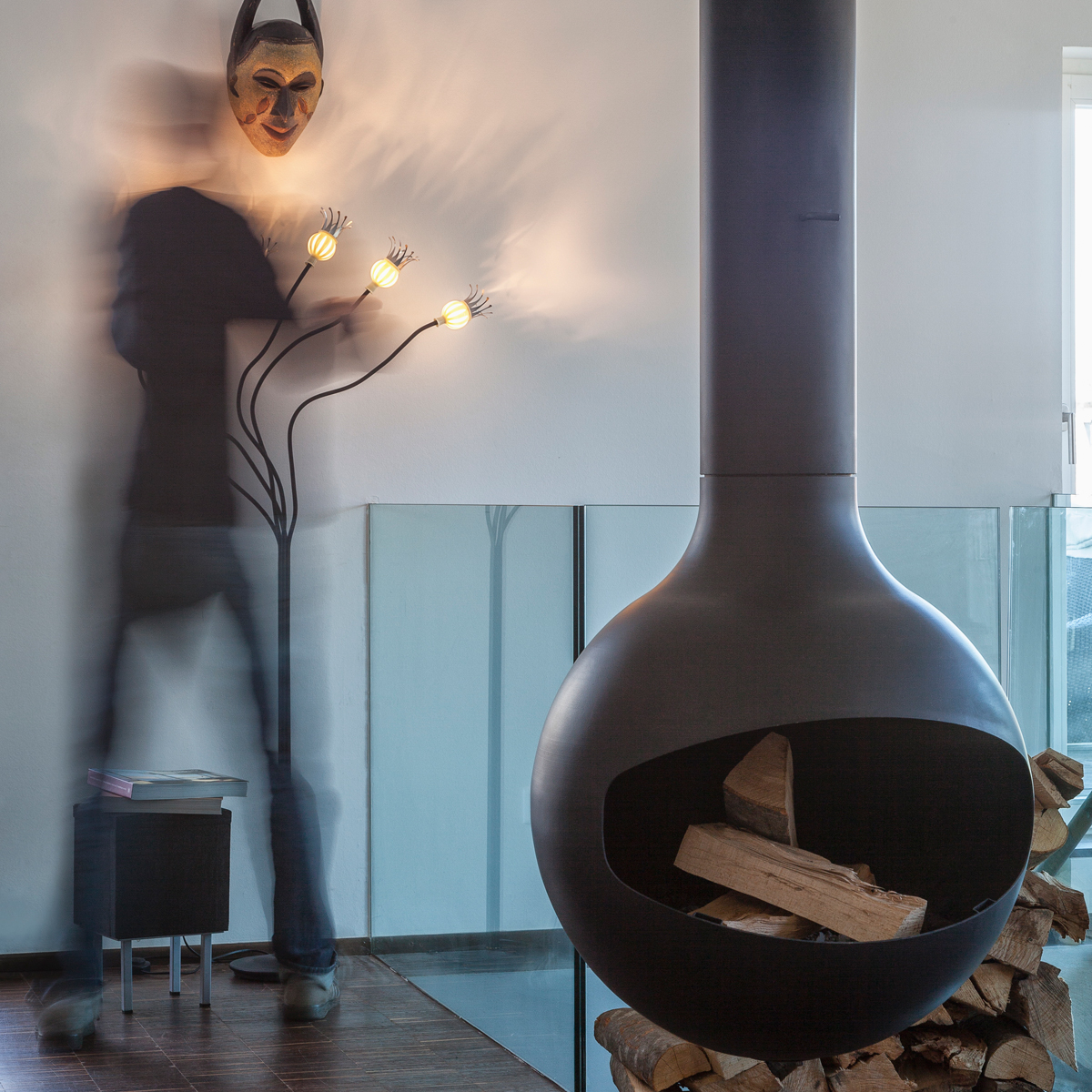 Serien.lighting Poppy Floor 5 Stehleuchte, Schirme: Keramik, Arme: schwarz