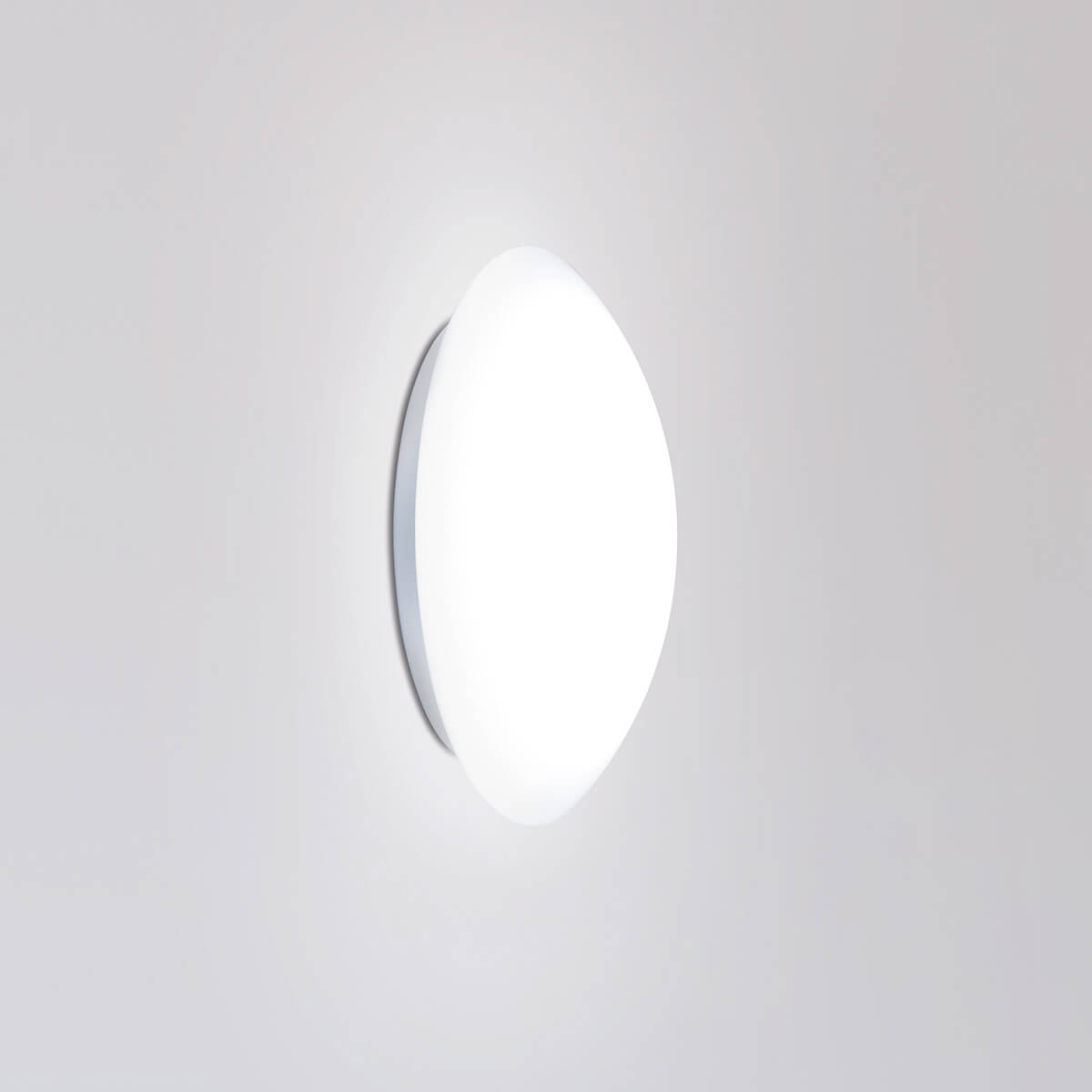 Ø: 35 cm, opal glass
