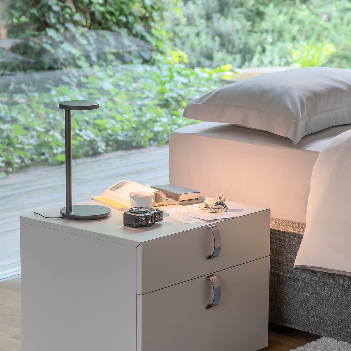 Flos Oblique LED Tischleuchte, anthrazit matt