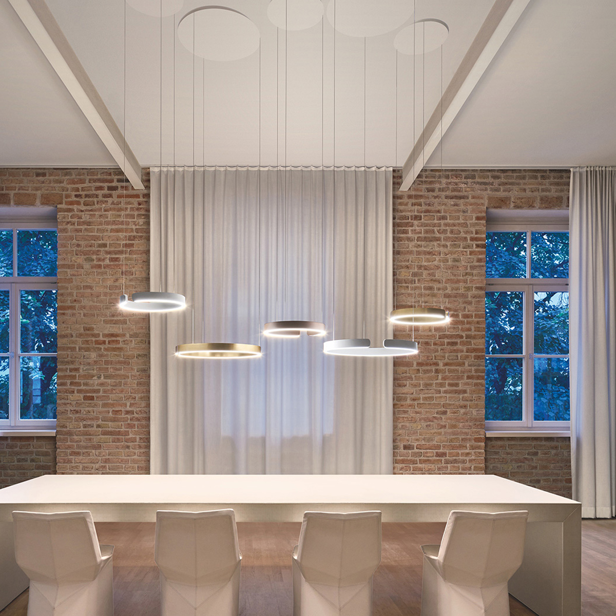 Occhio Mito sospeso 60 var up wide LED Pendelleuchte und Mito sospeso 40 var up wide LED Pendelleuchte, verschiedene Ausführungen