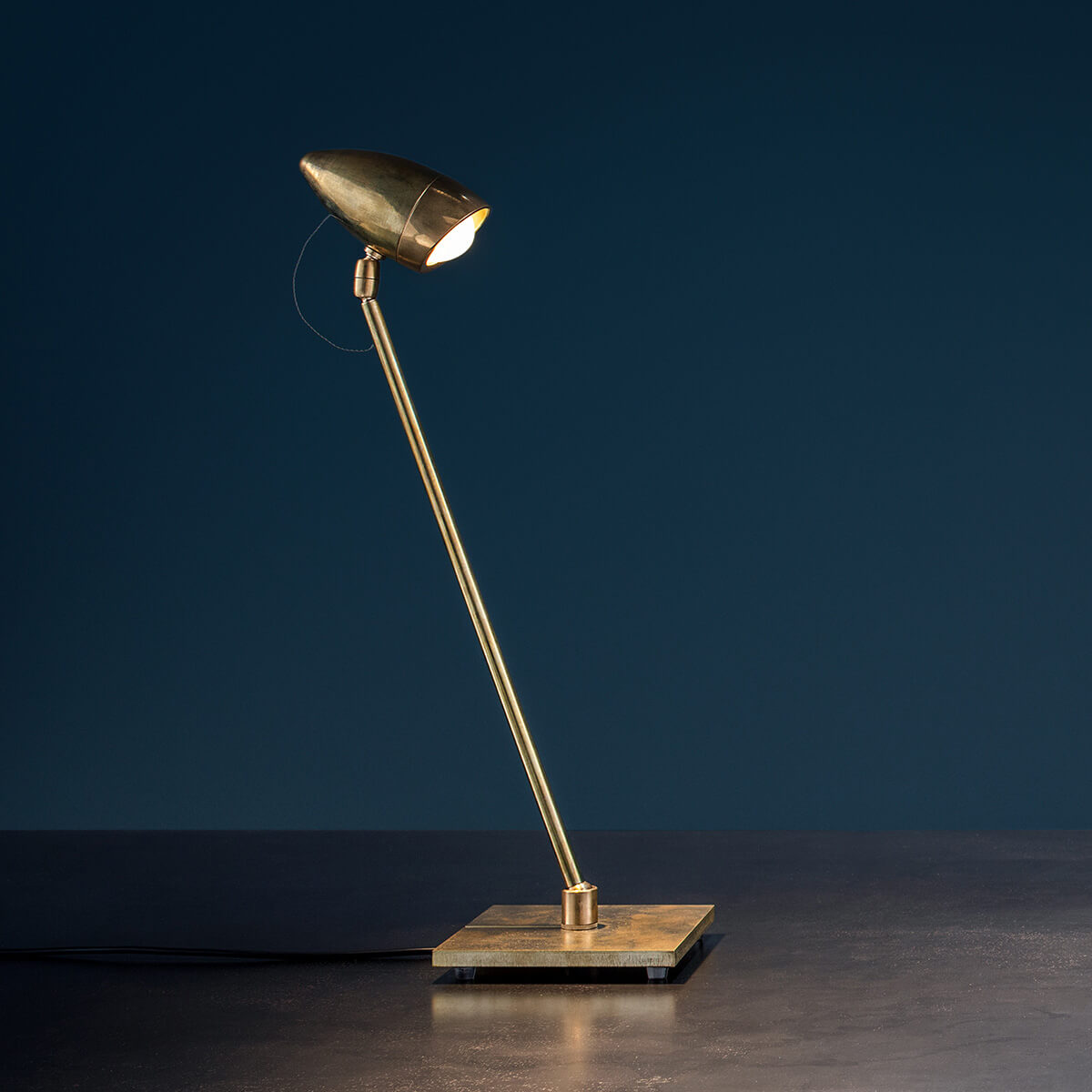 Catellani & Smith CicloItalia T LED Tischleuchte, Messing (Foto: Nava-Rapacchietta) CicloItalia T LED Tischleuchte