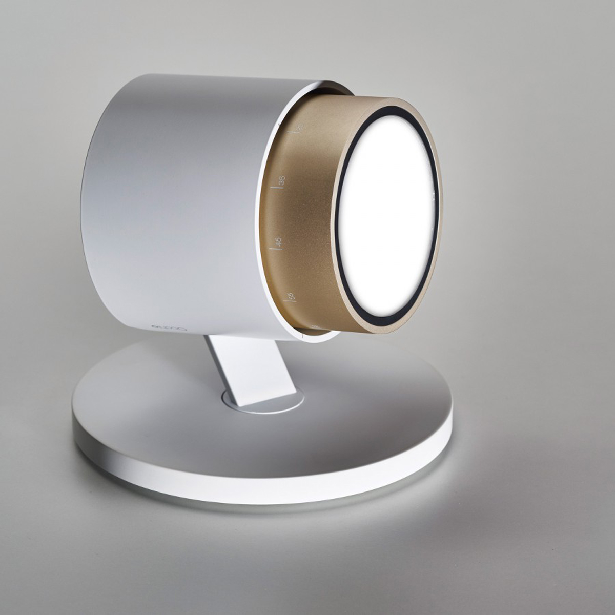 Occhio lui basso Zoom LED Boden- / Tischleuchte, 2700 K, weiß matt, Objektiv: gold matt