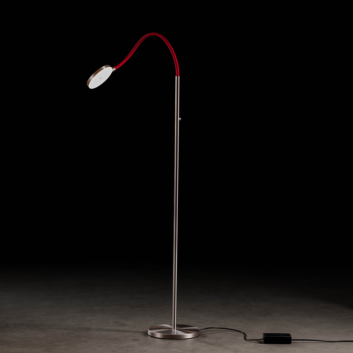 Holtkötter Flex S LED Stehleuchte, Aluminium matt / rot