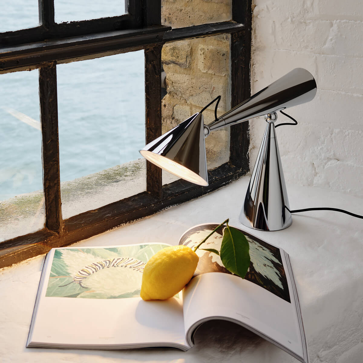 Pose Task Light LED Tischleuchte