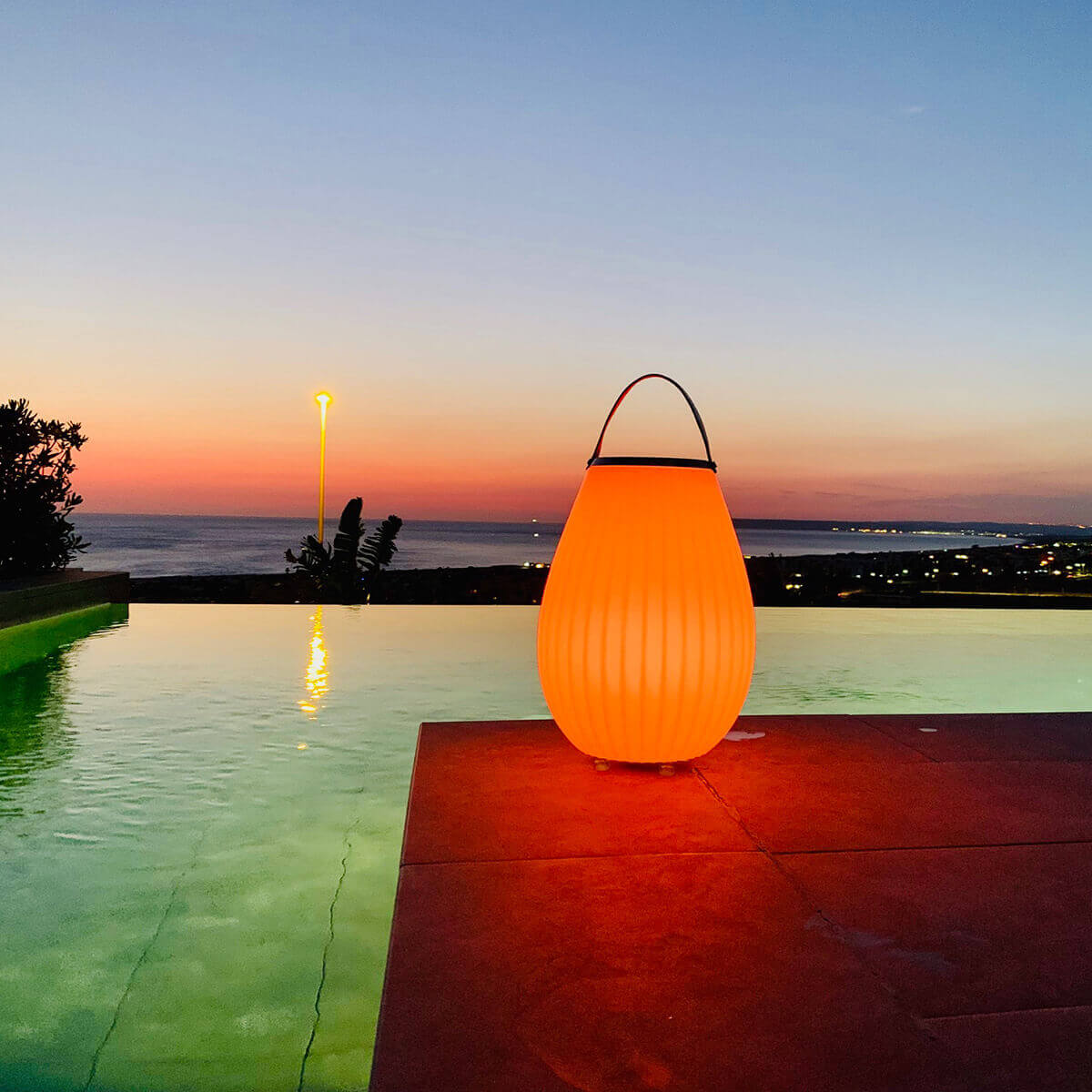 Joouls The Joouly LED Akkuleuchte, Bluetooth Lautsprecher & Weinkühler