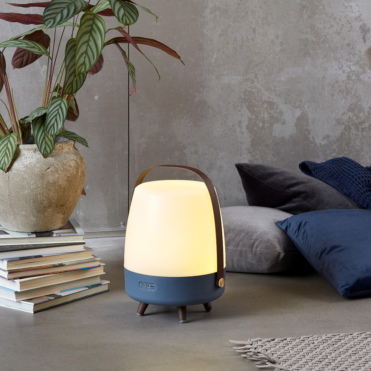 Kooduu Lite-up Play 2.0 LED Akkuleuchte & Bluetooth Lautsprecher, Ocean blue (dunkelblau)