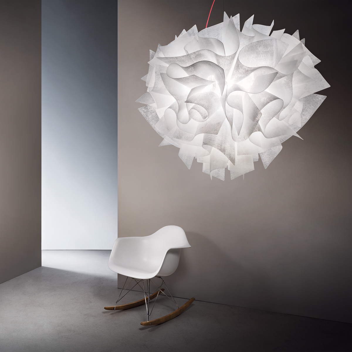 Slamp Veli Large Couture Suspension, Textilkabel: rot, weiß dekoriert