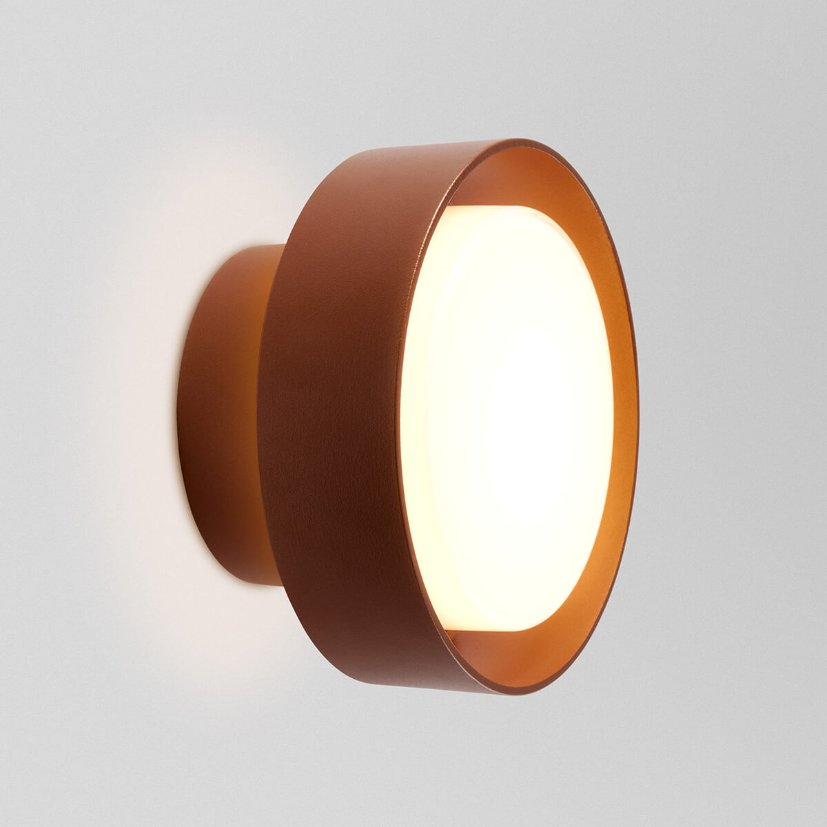 Marset Plaff-on! 16 IP65 LED Wand- / Deckenleuchte, rostbraun