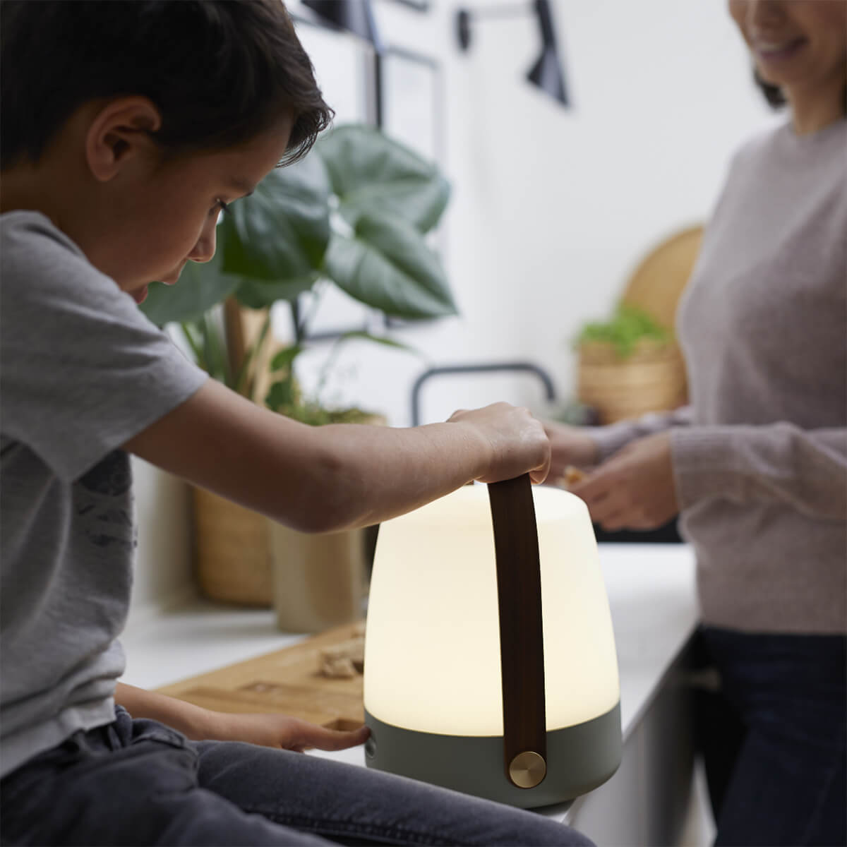 Kooduu Lite-up LED Akkuleuchte, Petroleum (grün)