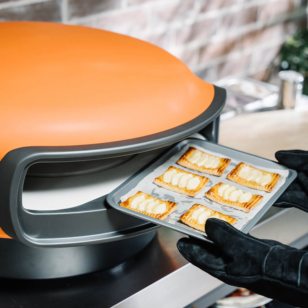 Everdure KILN Pizzaofen, 2 Brenner, rotierend, terracotta