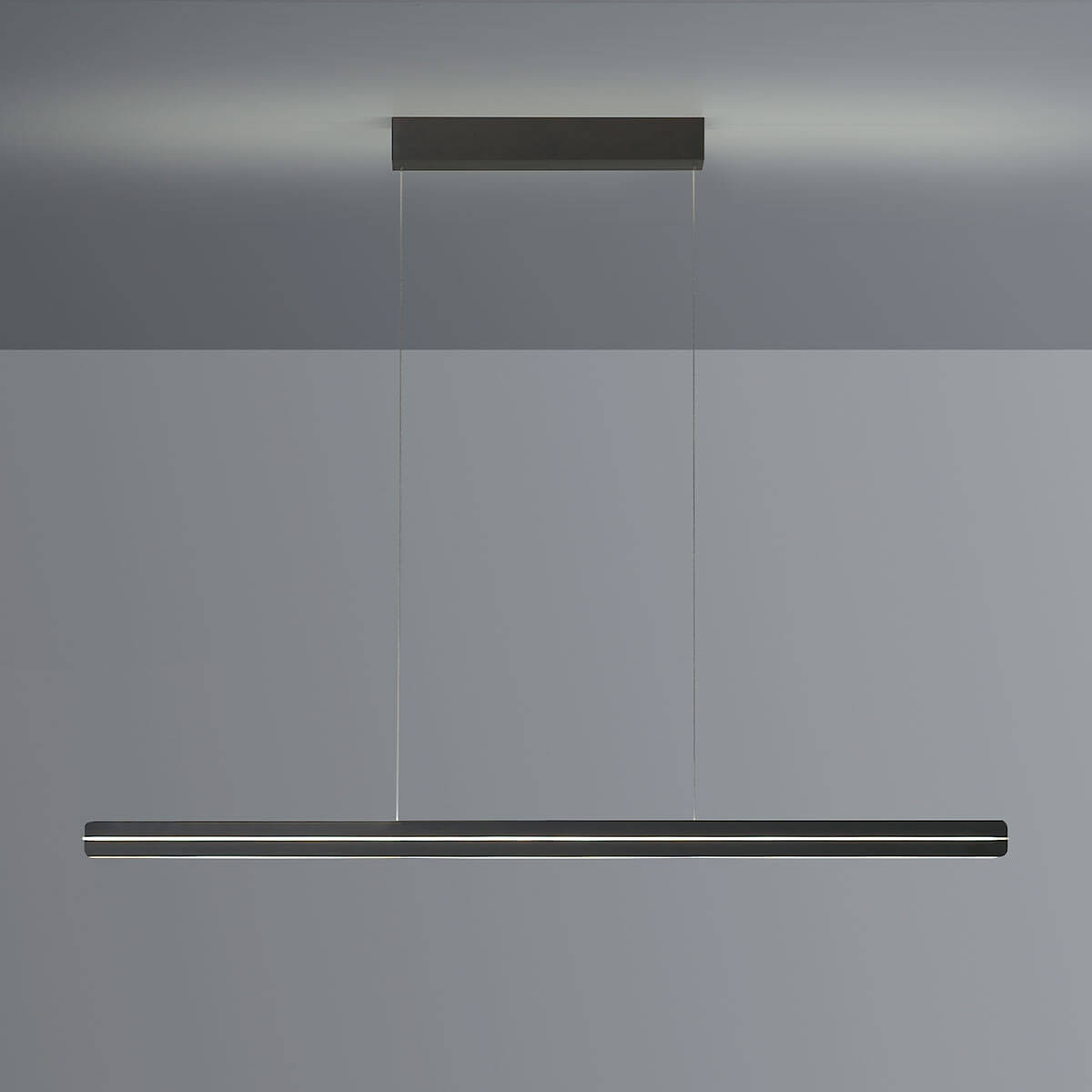Bopp Switch LED Pendelleuchte, geschliffen / schwarz eloxiert
