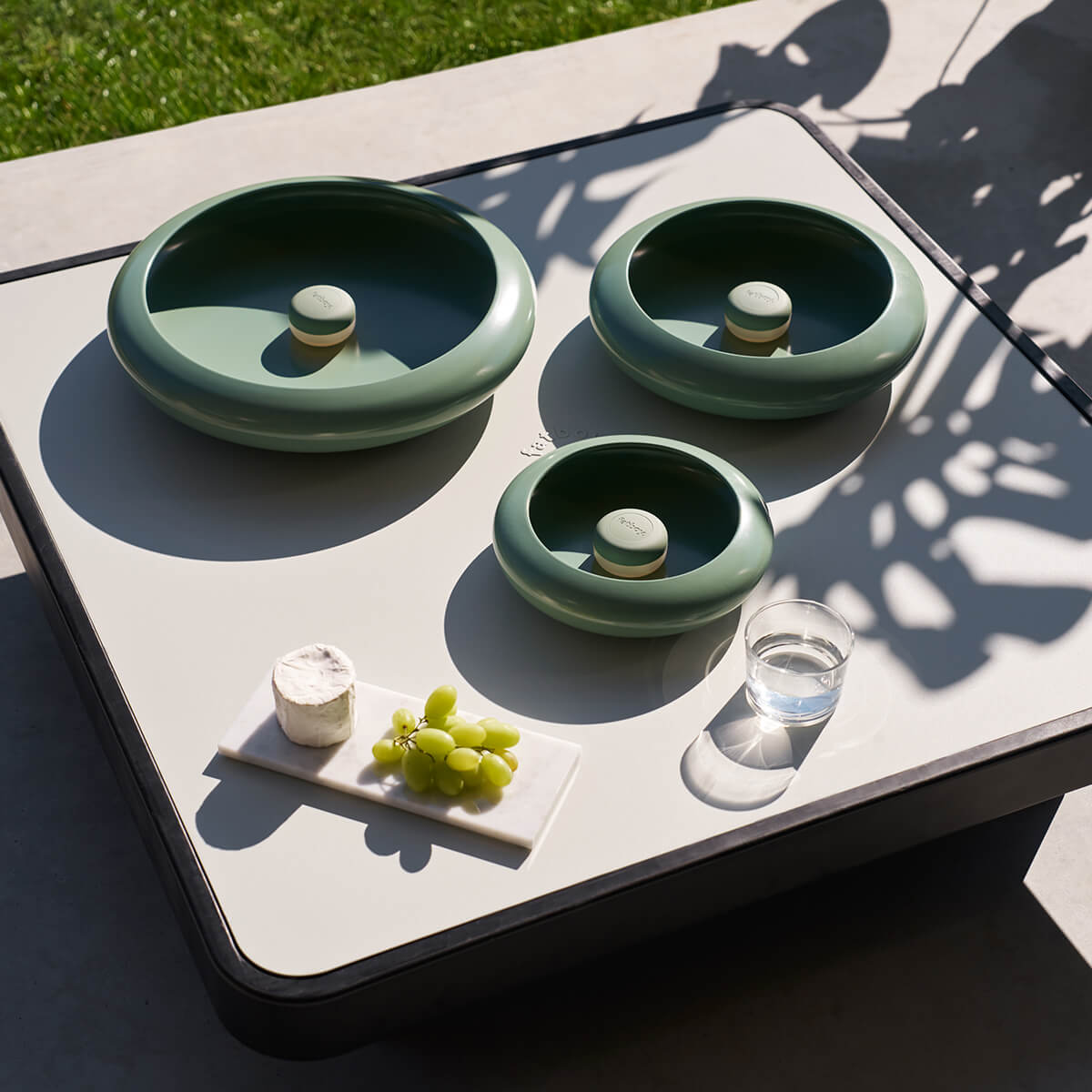 Fatboy Oloha Trio LED Akkuleuchte & Schale, Sage (dunkelgrün)