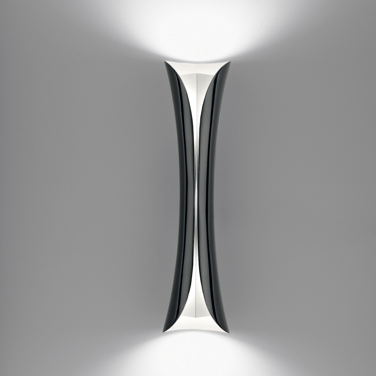 Artemide Cadmo LED Parete schwarz / weiß