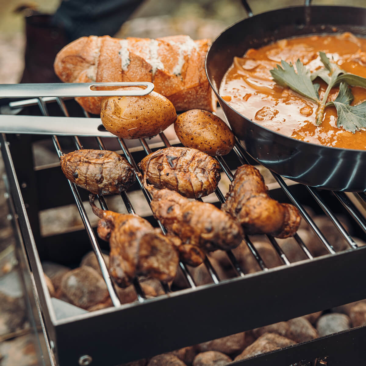 Höfats Crate Feuerkorb, Grill & Hocker, Corten-Stahl