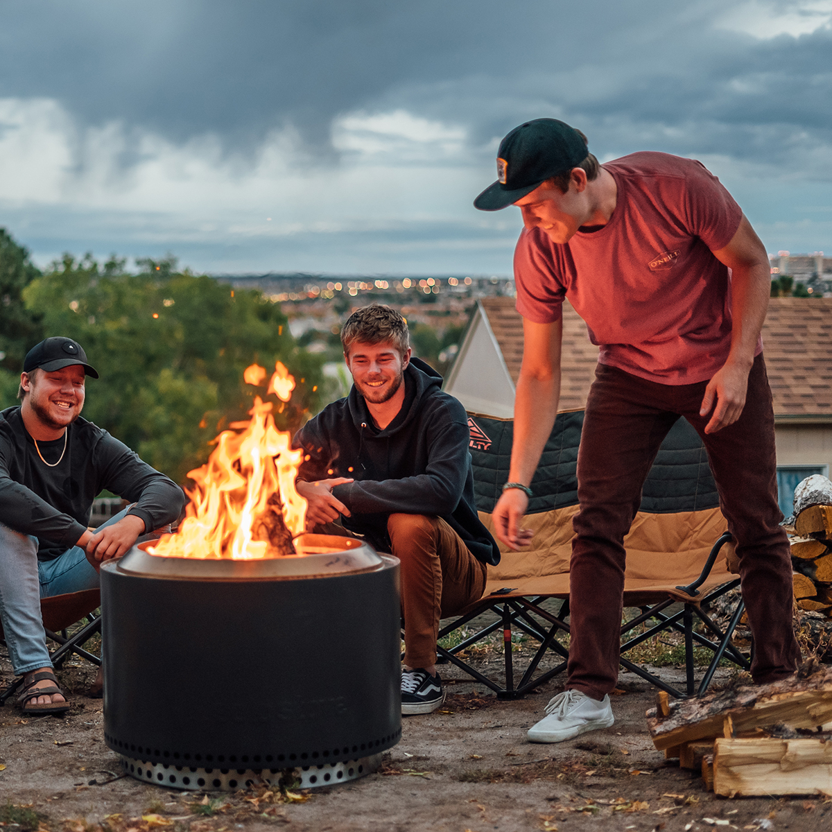 Yukon 27'' Feuerschale mit Standfuß, für 6-8 Personen