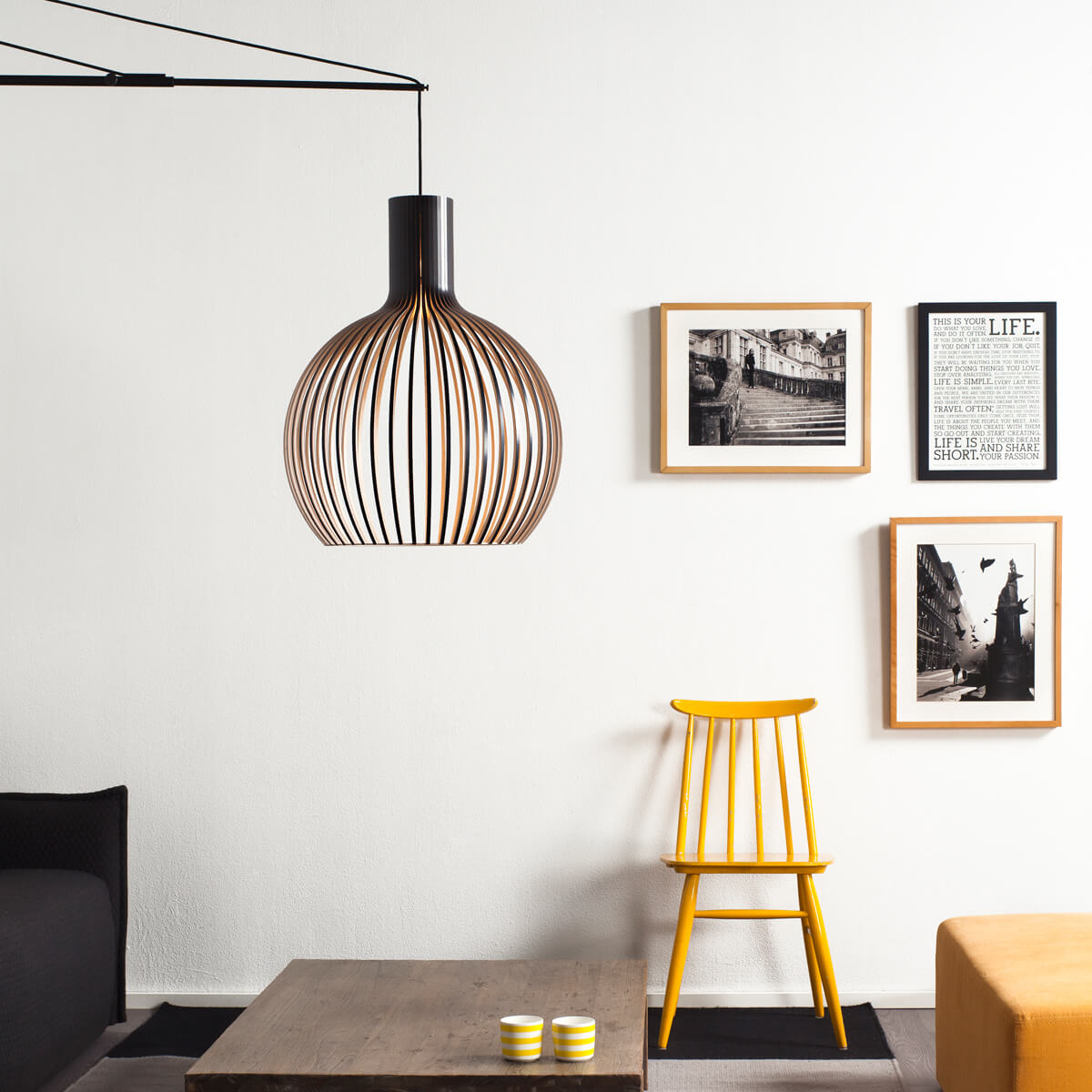 Secto Design Varsi 1000 Wandleuchte mit Octo 4240, schwarz, Schirm: schwarz laminiert