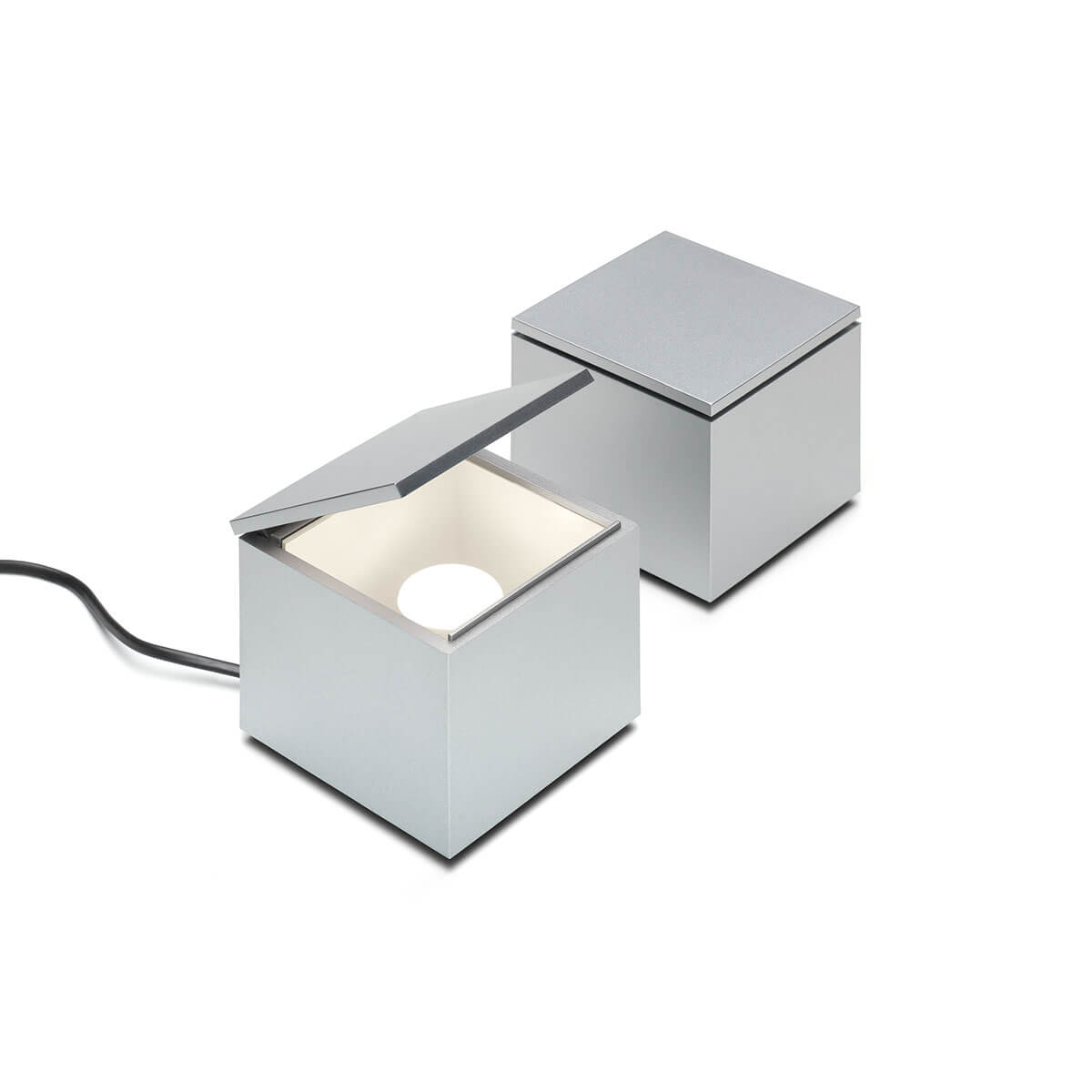 Cini & Nils Cuboluce classic Tavolo, Silber