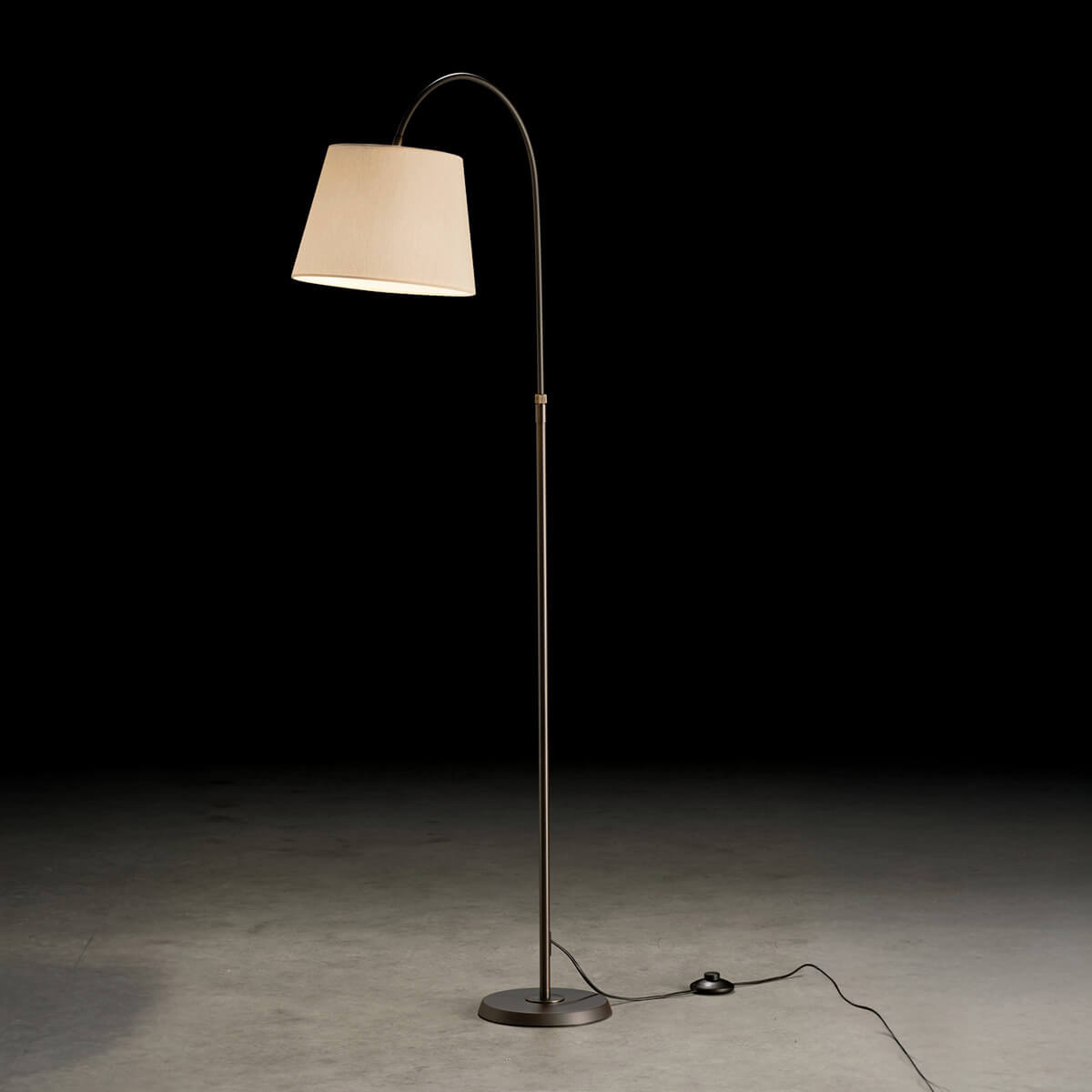 Holtkötter Boyleuchte Bogenleuchte, Schirm Ø: 26 cm, Fumé matt, Chintz champagner