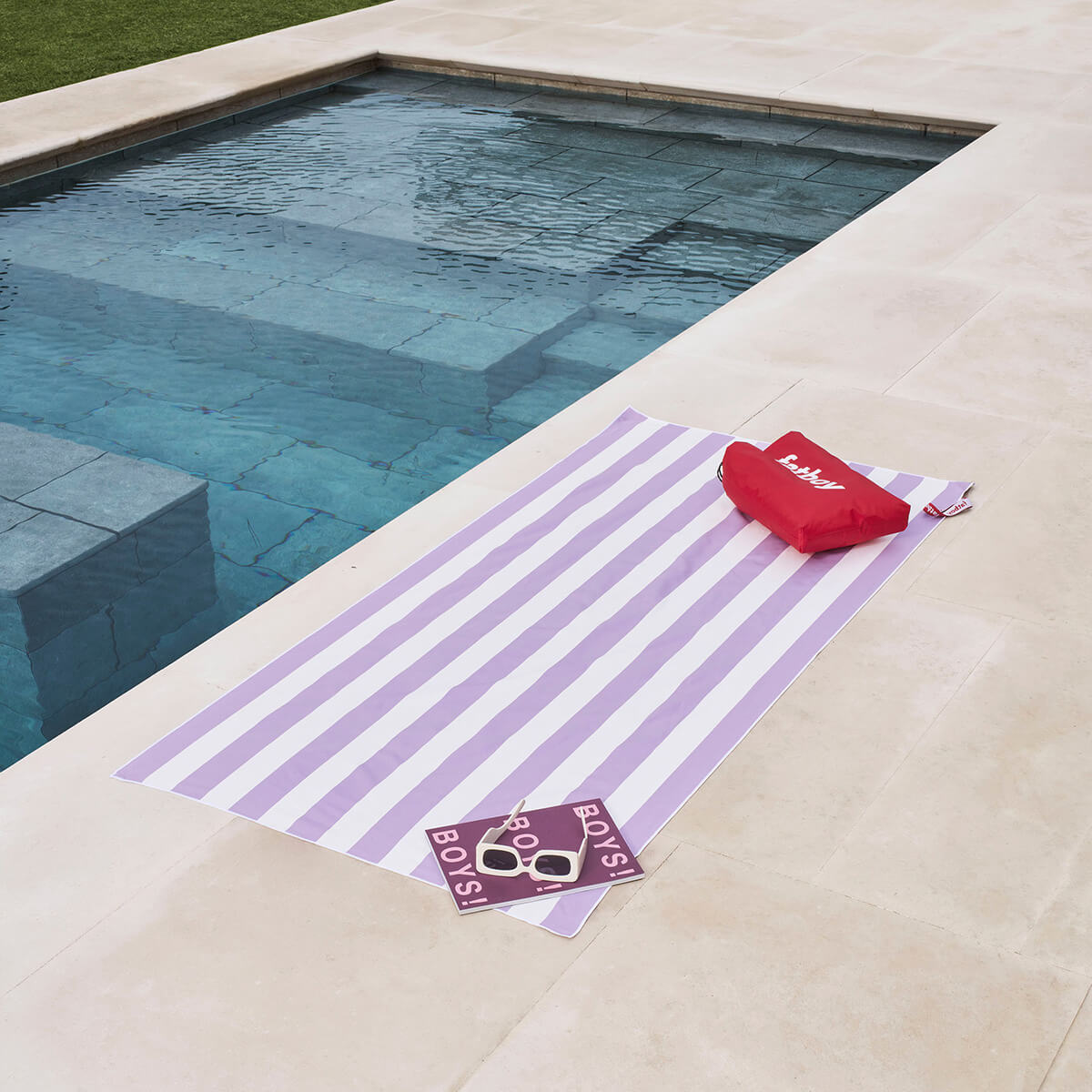 Fatboy Beach Baggy Strandtuch mit Kopfkissen, Lilac (fliederfarben)