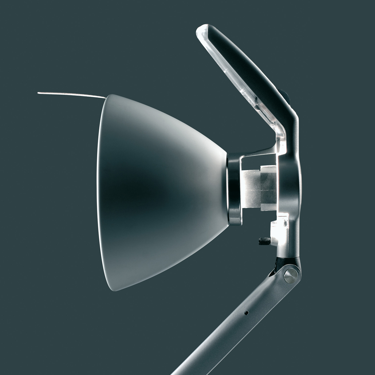 Luceplan Fortebraccio Parete mit Schalter, Aluminium, Leuchtenkopf