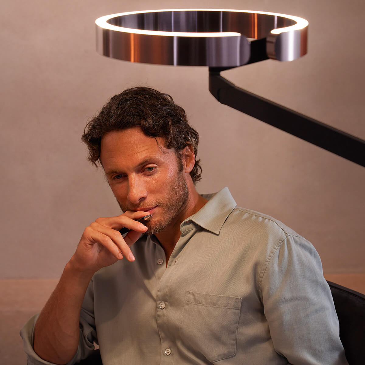 Occhio Gioia lettura "air" LED Leseleuchte, schwarz matt, Kopf: phantom
