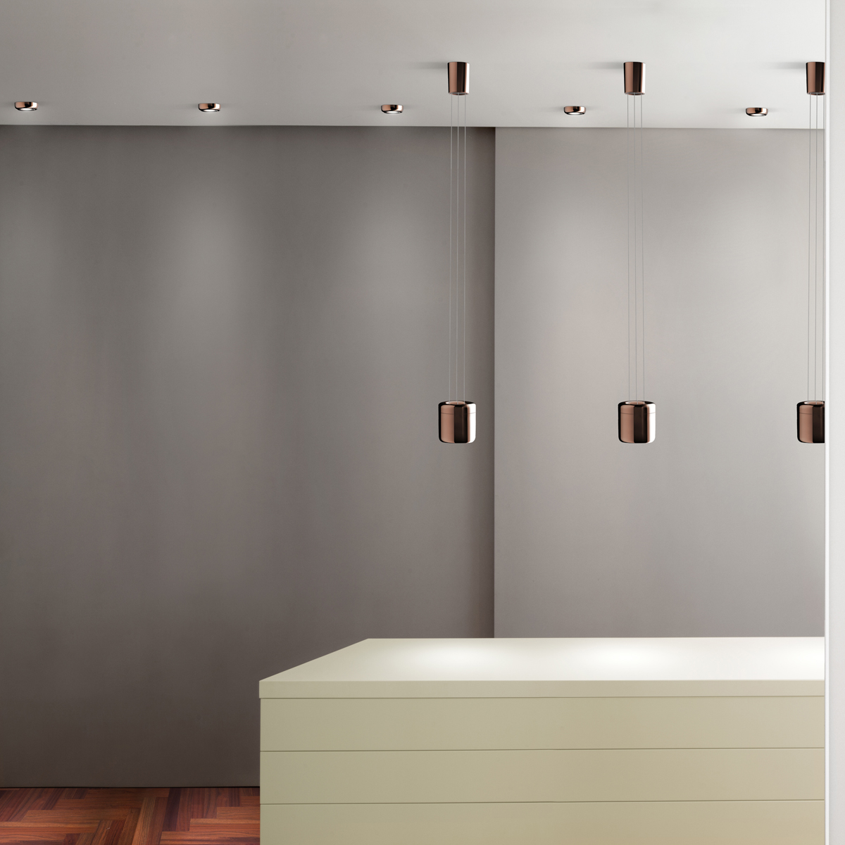 Serien.lighting Cavity Recessed S LED Einbauleuchte und Cavity Suspension S LED Pendelleuchte, Bronze finish