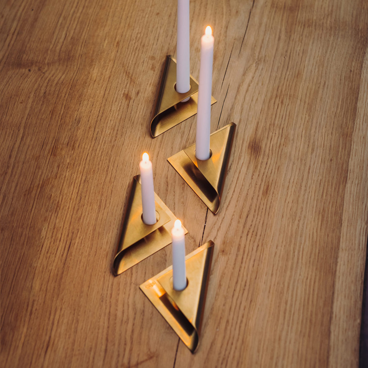 Höfats Square Candle Kerzenhalter, 4er-Set, Gold (Kerzen nicht inbegriffen)
