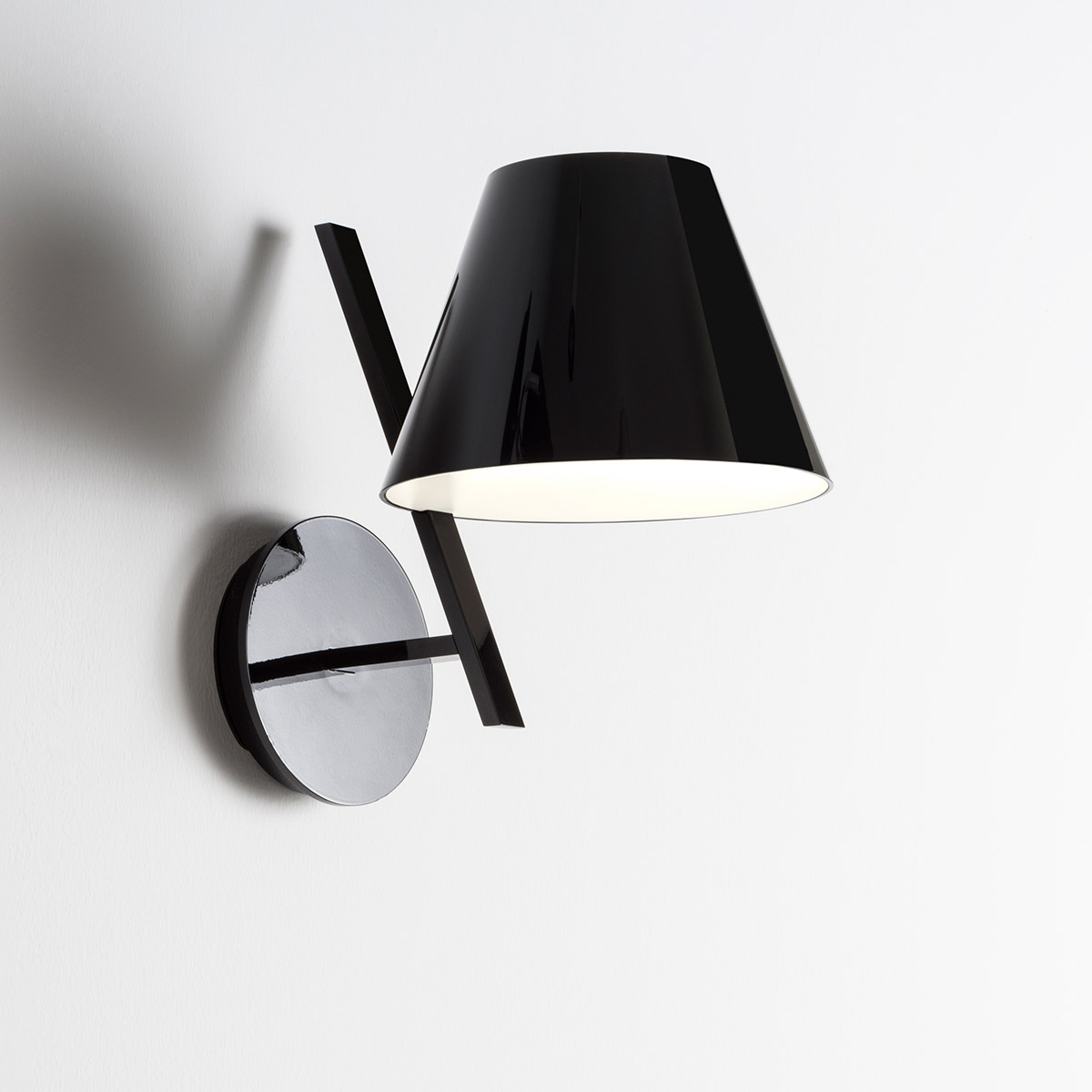 Artemide La Petite Parete, schwarz