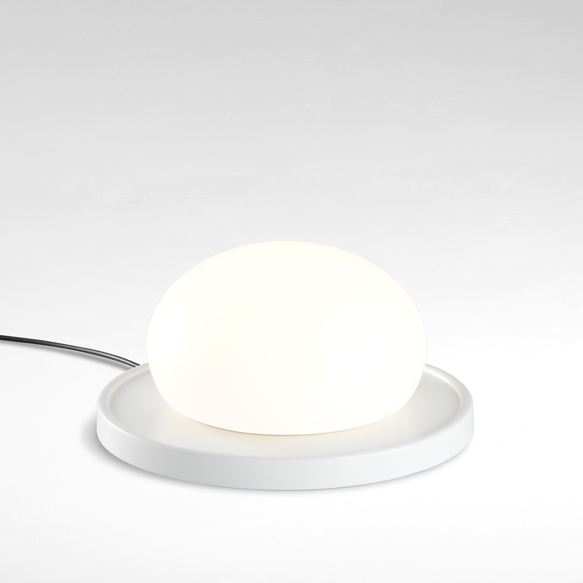Marset Bolita LED Tischleuchte, weiß