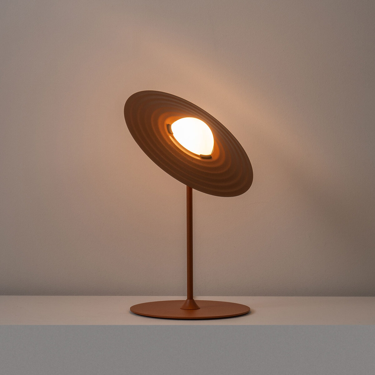 Milan Symphony Tischleuchte, Schirm Ø: 30 cm, Kupfer