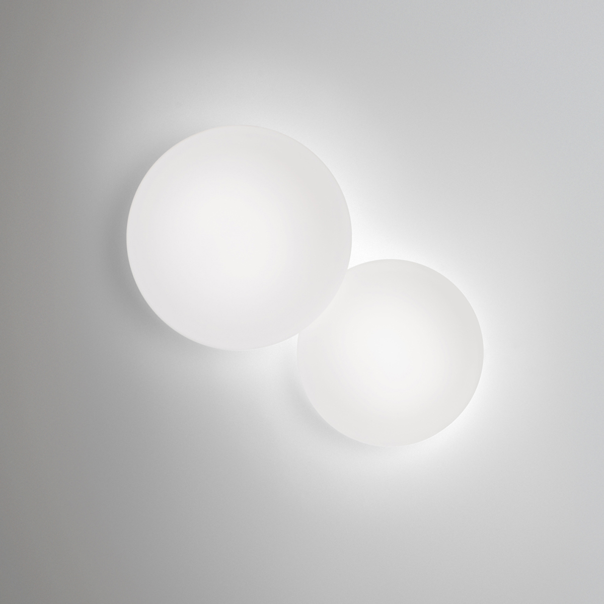 Vibia Puck Wandleuchte, 2-flg., weiß Puck LED Wandleuchte, 2-flg.