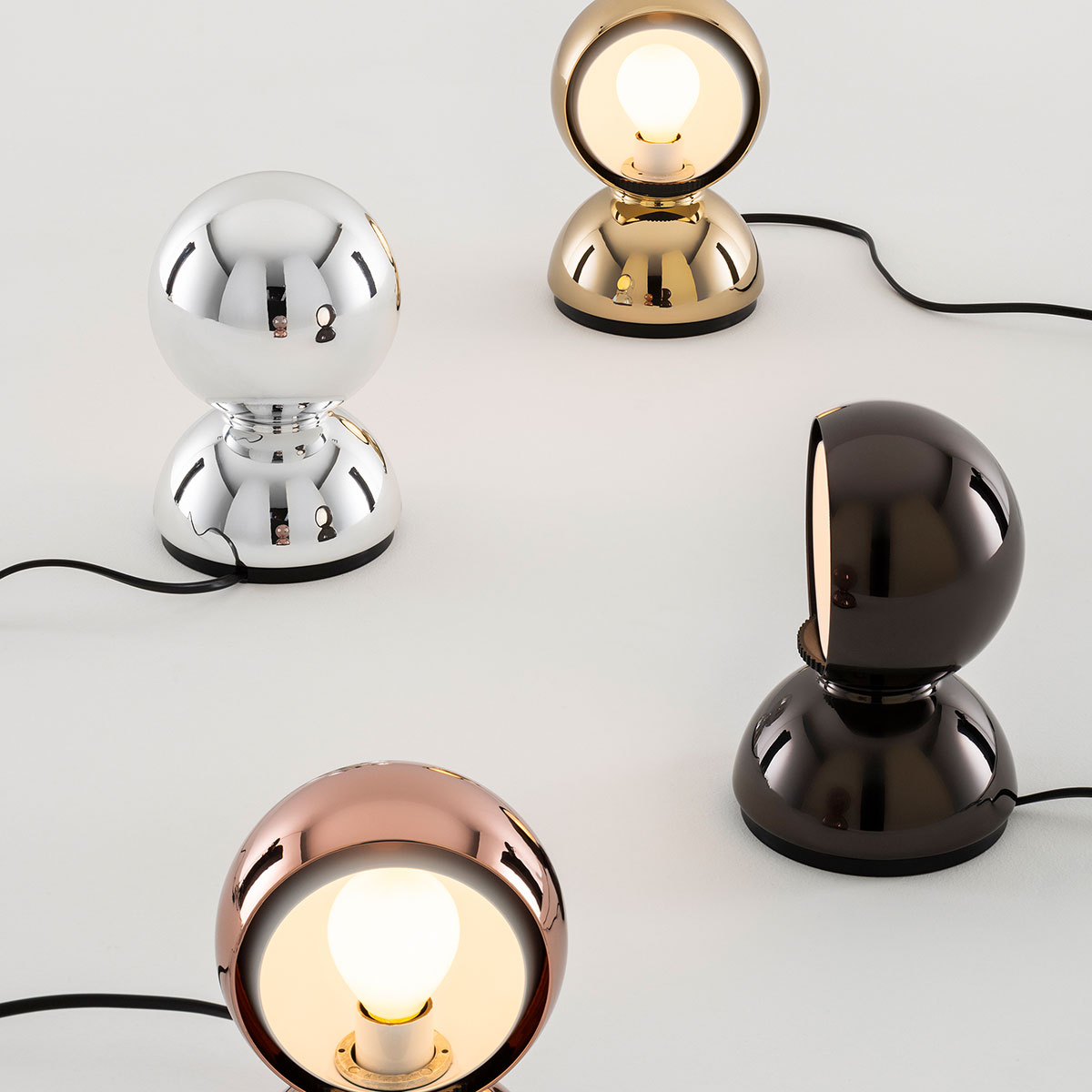 Artemide Eclisse Tavolo, Chrom Gold, schwarz glänzend und Kupfer