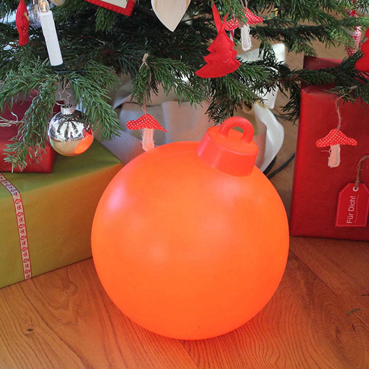 8 seasons design Shining Christmas Ball Dekoleuchte, rot