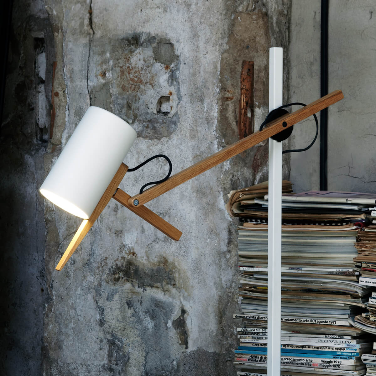 Marset Scantling P73 Stehleuchte, weiß