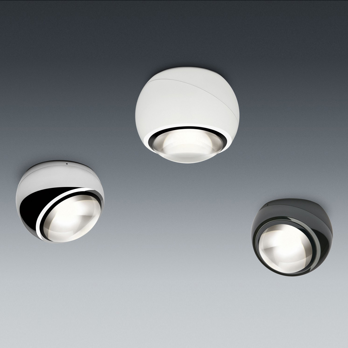 Occhio io giro Volt C LED Deckenstrahler, 2700 K, Chrom, weiß matt sowie schwarz glänzend / schwarz matt (auf Anfrage erhältlich)