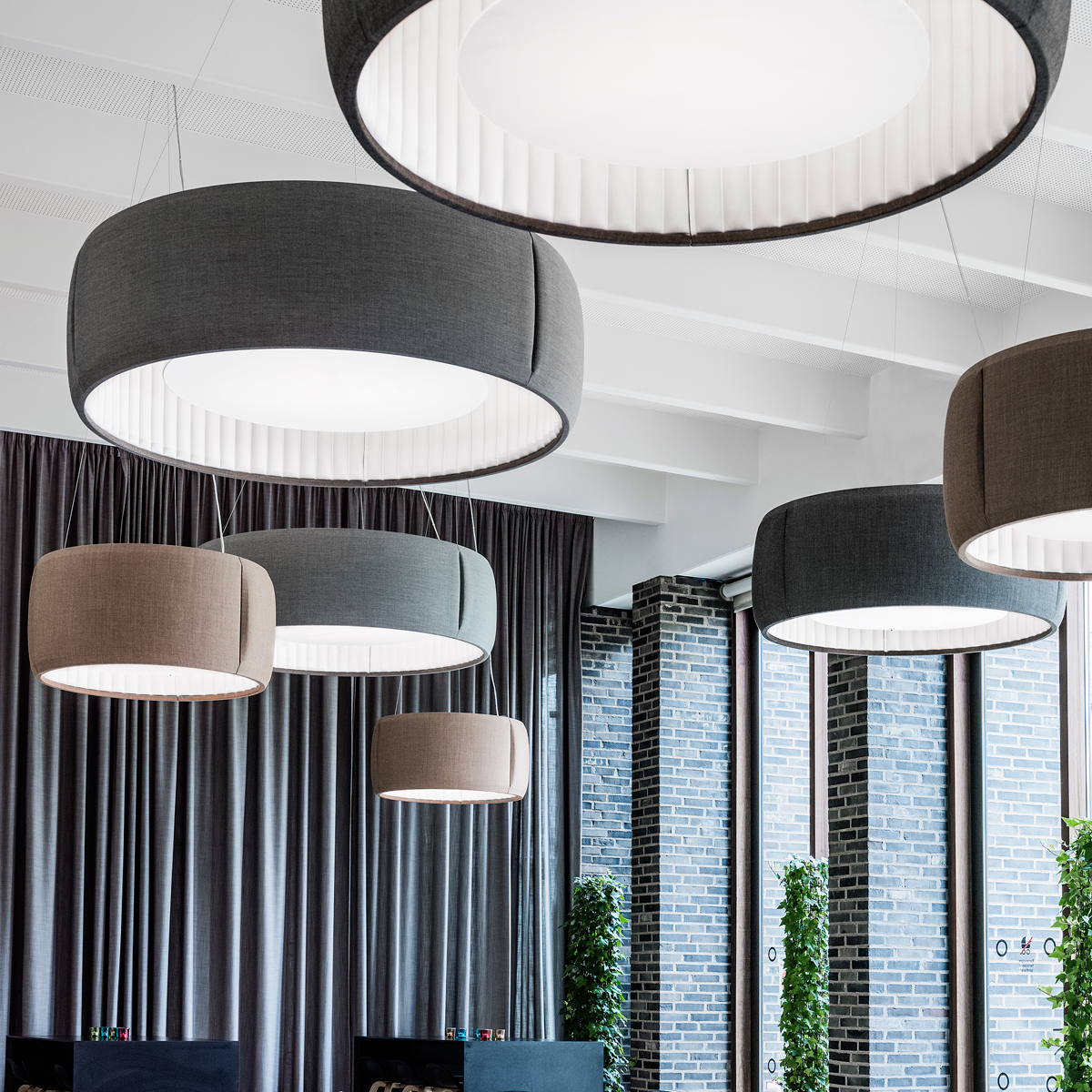 Luceplan Silenzio LED Sospensione, verschiedene Ausführungen (mit Diffusorscheibe, nicht inbegriffen und als Zubehör erhältlich)