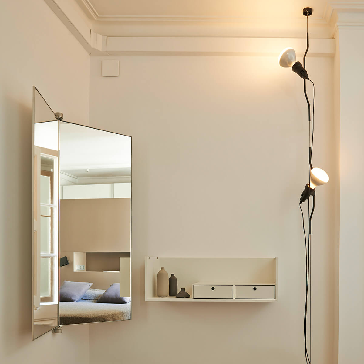 Flos Parentesi Pendelleuchte, schwarz (©Eugeni Pons)